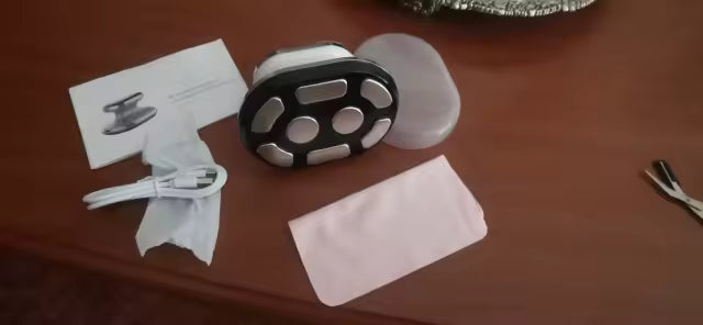 Review by Maria Eugenia J.